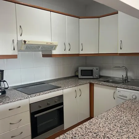 Espectacular Atico Con Terraza Privada, Piscina Y Parking En Lägenhet